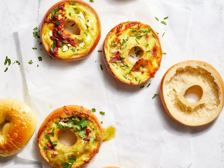 Bagel Egg Boats: A Quick and Customizable Breakfast Recipe